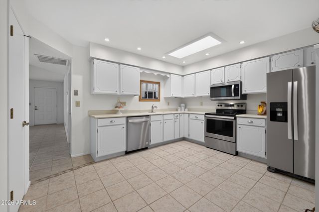 2064 S FARNSWORTH Drive 7, Mesa, AZ 85209