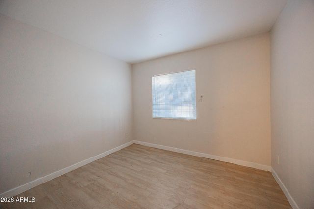 1703 W Mountain View Road 4, Phoenix, AZ 85021