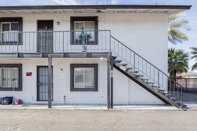 1703 W Mountain View Road 4, Phoenix, AZ 85021