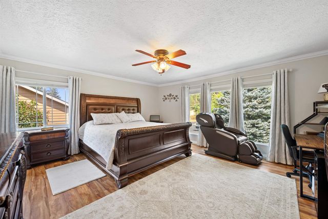 15922 E Foothills Rd, Spokane, WA 99217