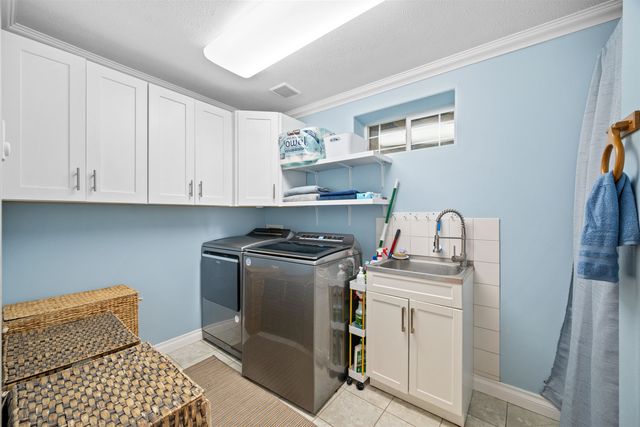 15922 E Foothills Rd, Spokane, WA 99217