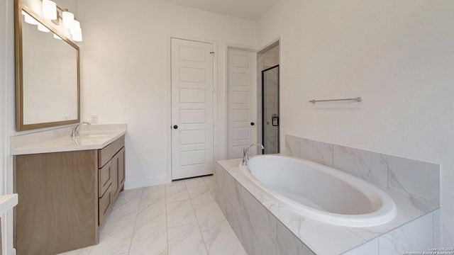 500 Pony Bend, Boerne, TX 78006