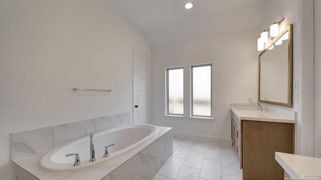 500 Pony Bend, Boerne, TX 78006