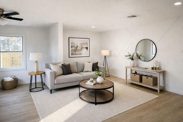 9306 Grady Street, Houston, TX 77016