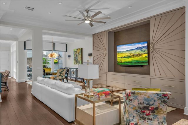 637 N PARK AVENUE, Winter Park, FL 32789