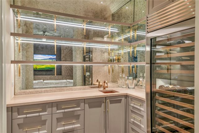 637 N PARK AVENUE, Winter Park, FL 32789