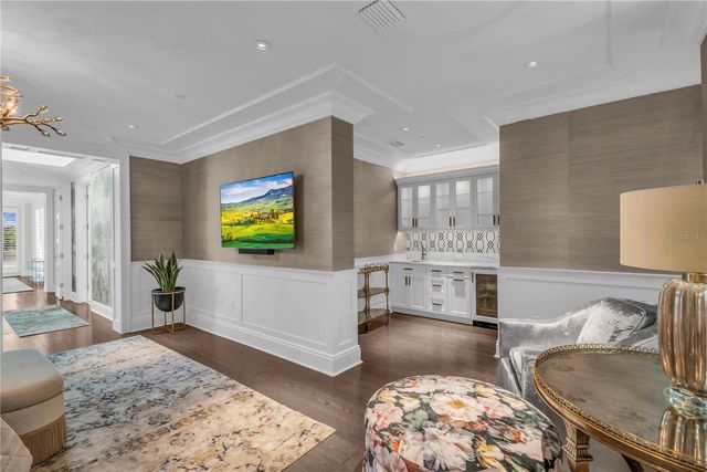 637 N PARK AVENUE, Winter Park, FL 32789