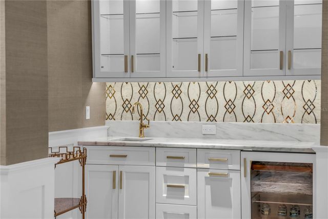 637 N PARK AVENUE, Winter Park, FL 32789