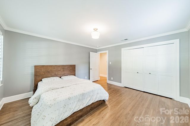 3821 Silver Bell Drive, Charlotte, NC 28211
