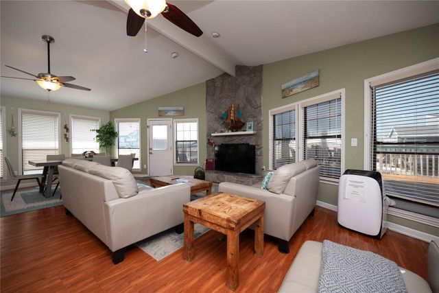 4729 Jolly Roger Road, Jamaica Beach, TX 77554