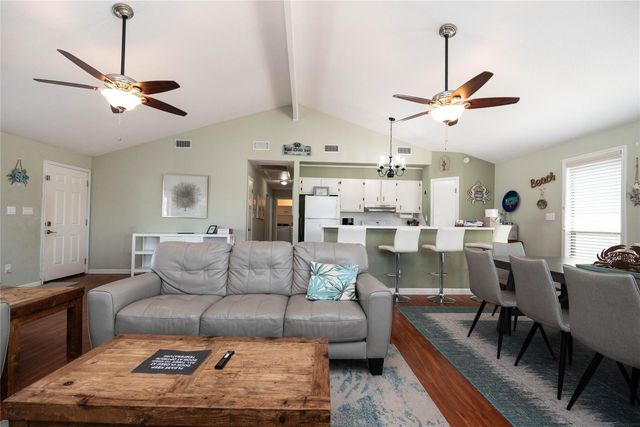 4729 Jolly Roger Road, Jamaica Beach, TX 77554