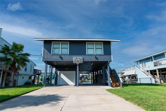 4729 Jolly Roger Road, Jamaica Beach, TX 77554