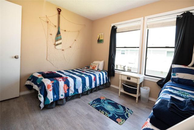 4729 Jolly Roger Road, Jamaica Beach, TX 77554