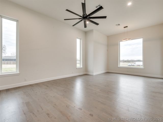 3022 W 81st Street, Tulsa, OK 74132