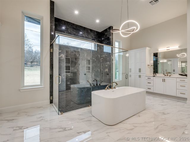 3022 W 81st Street, Tulsa, OK 74132