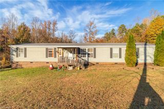 305 Whispering Oaks Drive, Lexington, NC 27292