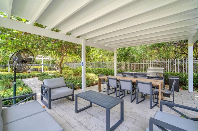 199 Ocean Lane Dr 1009, Key Biscayne, FL 33149