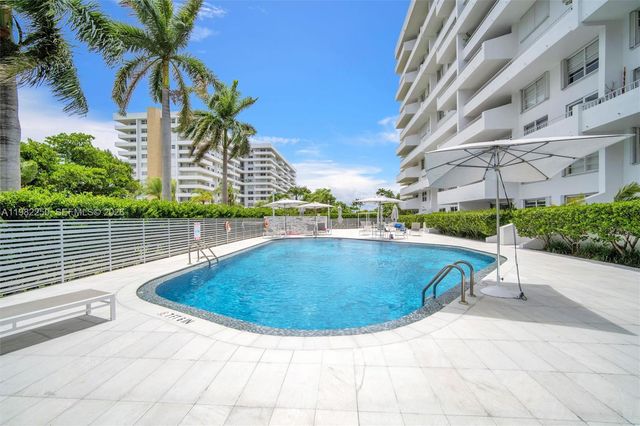 199 Ocean Lane Dr 1009, Key Biscayne, FL 33149