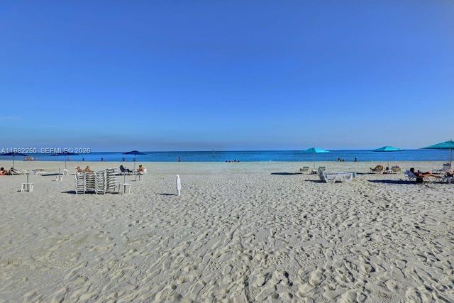 199 Ocean Lane Dr 1009, Key Biscayne, FL 33149