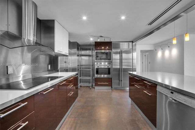 199 Ocean Lane Dr 1009, Key Biscayne, FL 33149