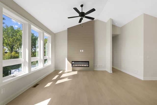 1616 Spruce Street, Farmington, MN 55024