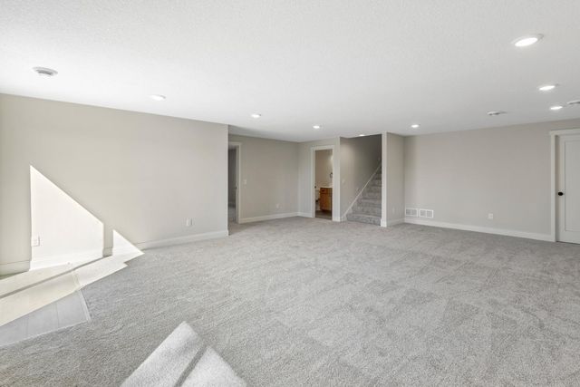 1616 Spruce Street, Farmington, MN 55024