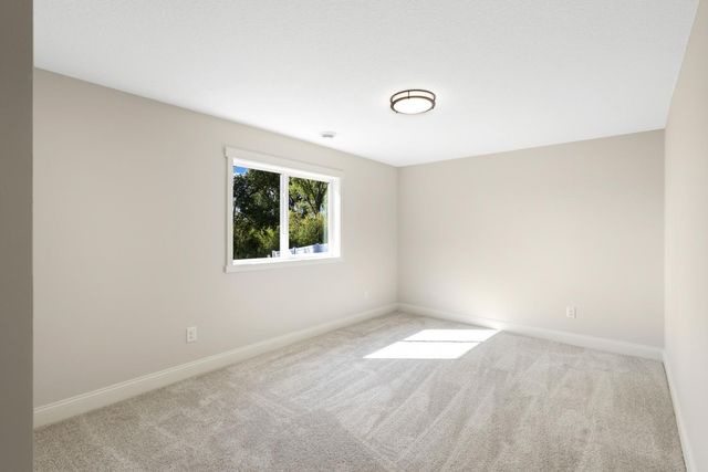 1616 Spruce Street, Farmington, MN 55024