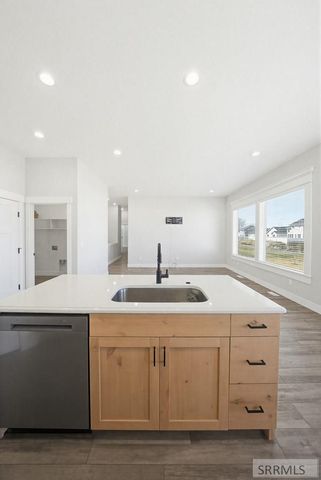 4625 Weatherby Way, Idaho Falls, ID 83401