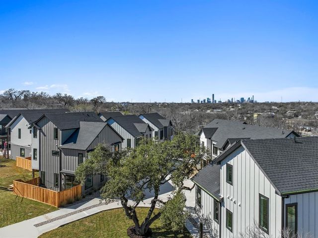 1736 Bunche RD Building 1, Austin, TX 78721