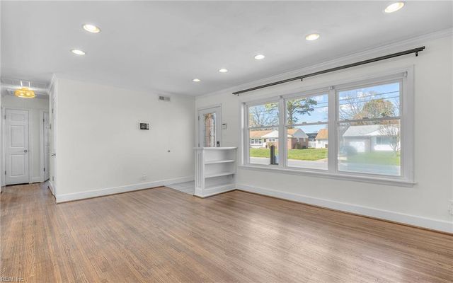 8212 Mona AVE, Norfolk, VA 23518