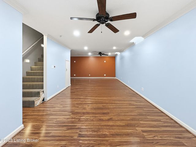 6703 N North Dr, Louisville, KY 40272