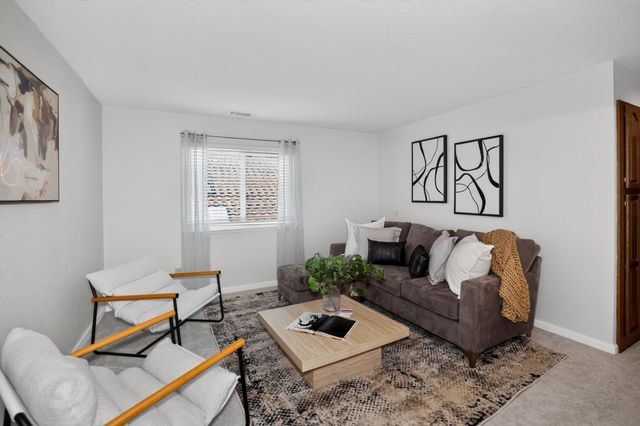 5357 Swindon Rd, Rocklin, CA 95765