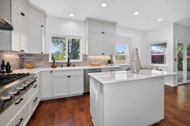 5357 Swindon Rd, Rocklin, CA 95765