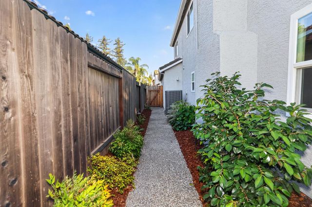 5357 Swindon Rd, Rocklin, CA 95765