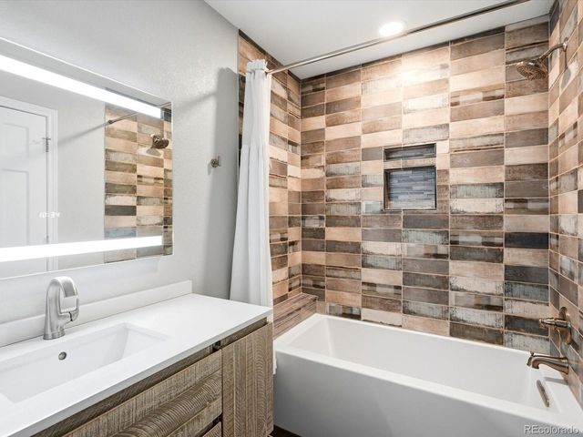 1630 Peregrine Court, Broomfield, CO 80020