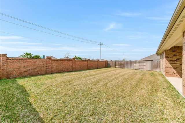 3113 Hidden Mist Drive, Texas City, TX 77510