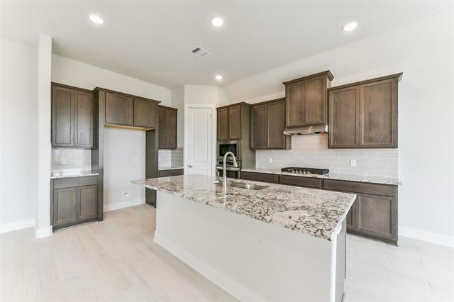 3113 Hidden Mist Drive, Texas City, TX 77510