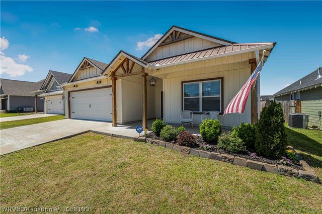 1825 Ebbing Loop, Barling, AR 72923