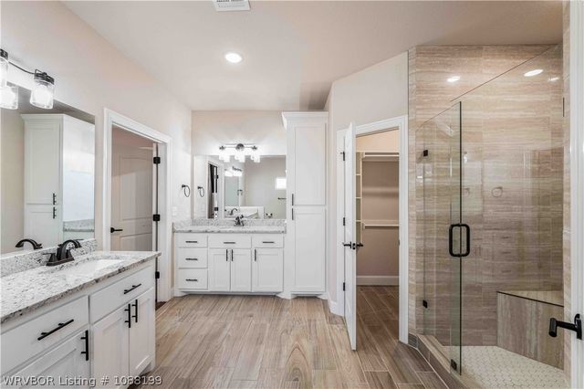 1825 Ebbing Loop, Barling, AR 72923