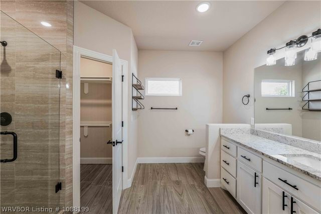 1825 Ebbing Loop, Barling, AR 72923