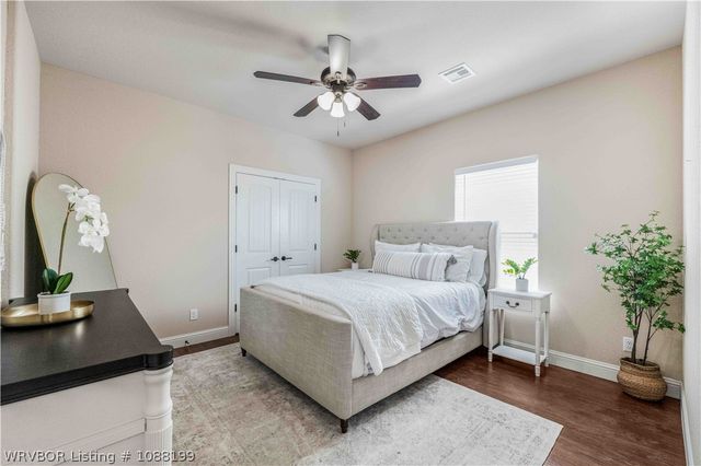 1825 Ebbing Loop, Barling, AR 72923