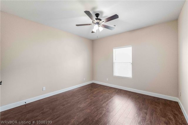 1825 Ebbing Loop, Barling, AR 72923