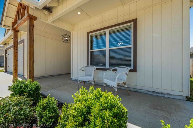 1825 Ebbing Loop, Barling, AR 72923