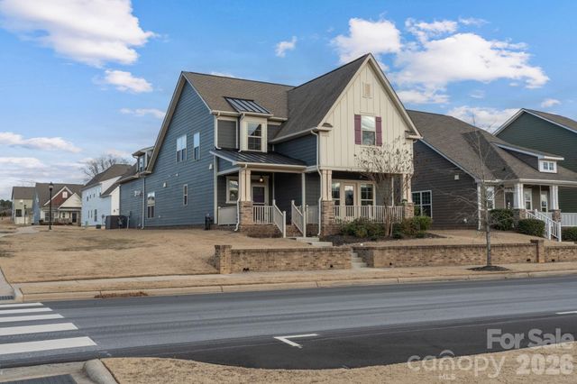 11634 Westbranch Parkway, Davidson, NC 28036