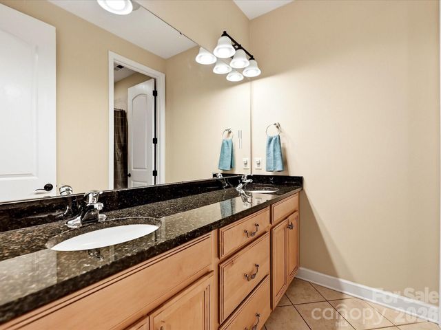 12902 Blakemore Avenue, Huntersville, NC 28078