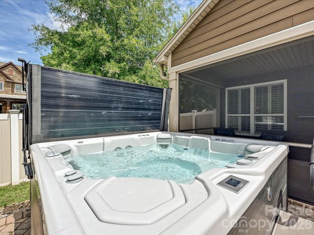 12902 Blakemore Avenue, Huntersville, NC 28078