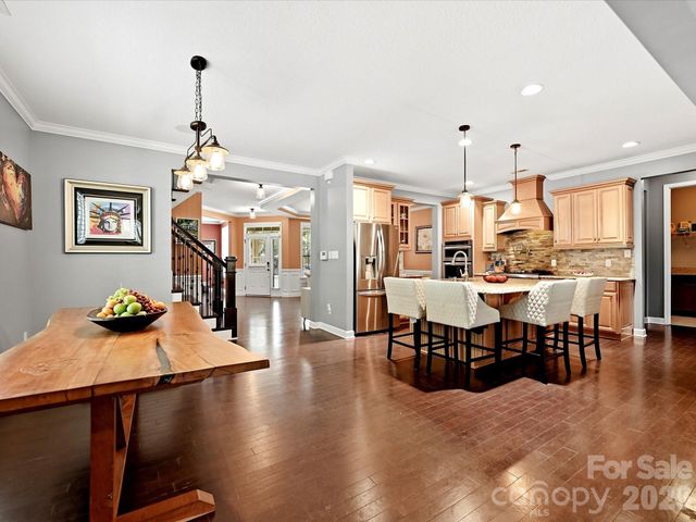 12902 Blakemore Avenue, Huntersville, NC 28078