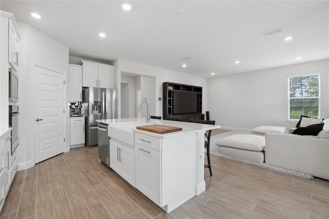 11045 HOLLOW BAY DRIVE, Winter Garden, FL 34787