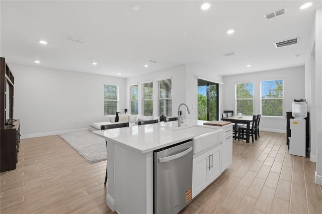 11045 HOLLOW BAY DRIVE, Winter Garden, FL 34787