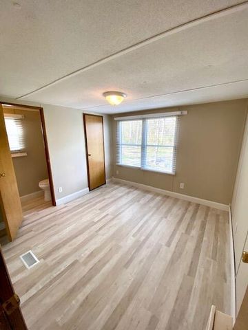 232 State Hwy 1258, Monticello, KY 42633